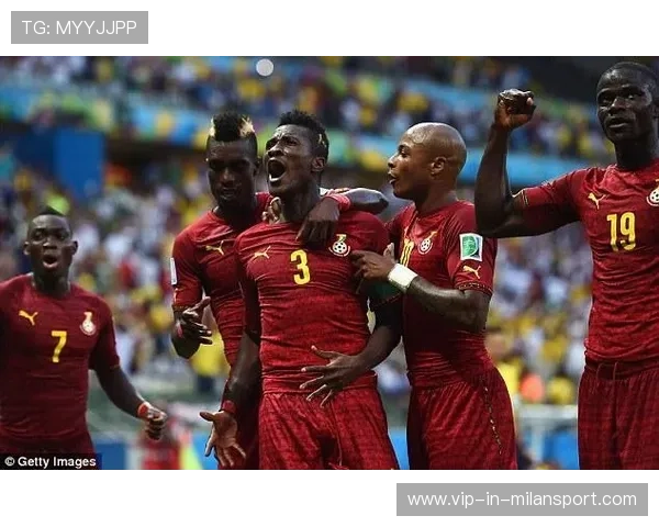 加纳防线韧性十足，多次奉献强硬比赛