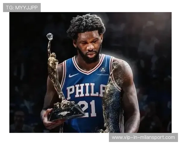 76人恩比德低位背身单打赢下争议球